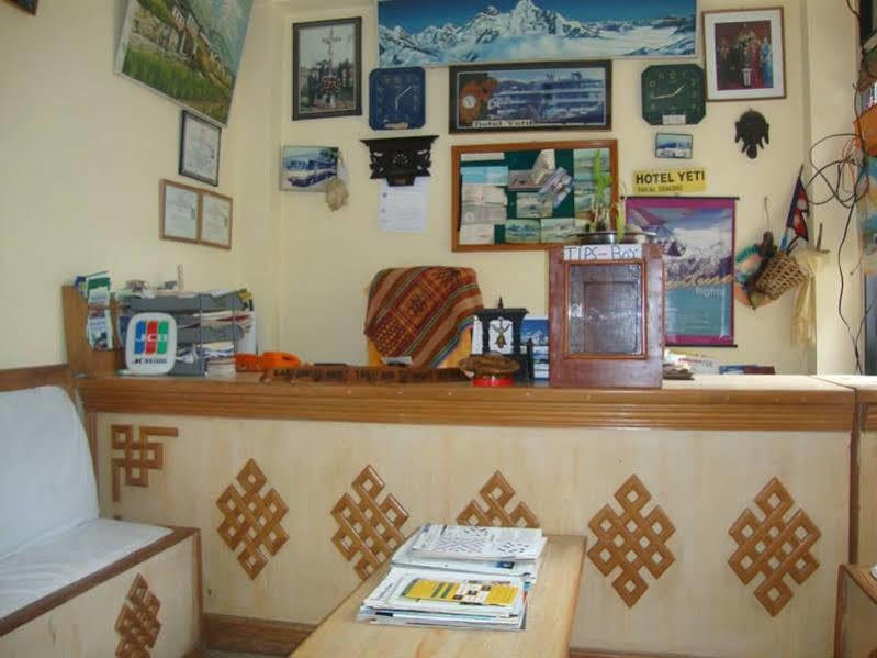 Hotel Yeti Покхара Экстерьер фото